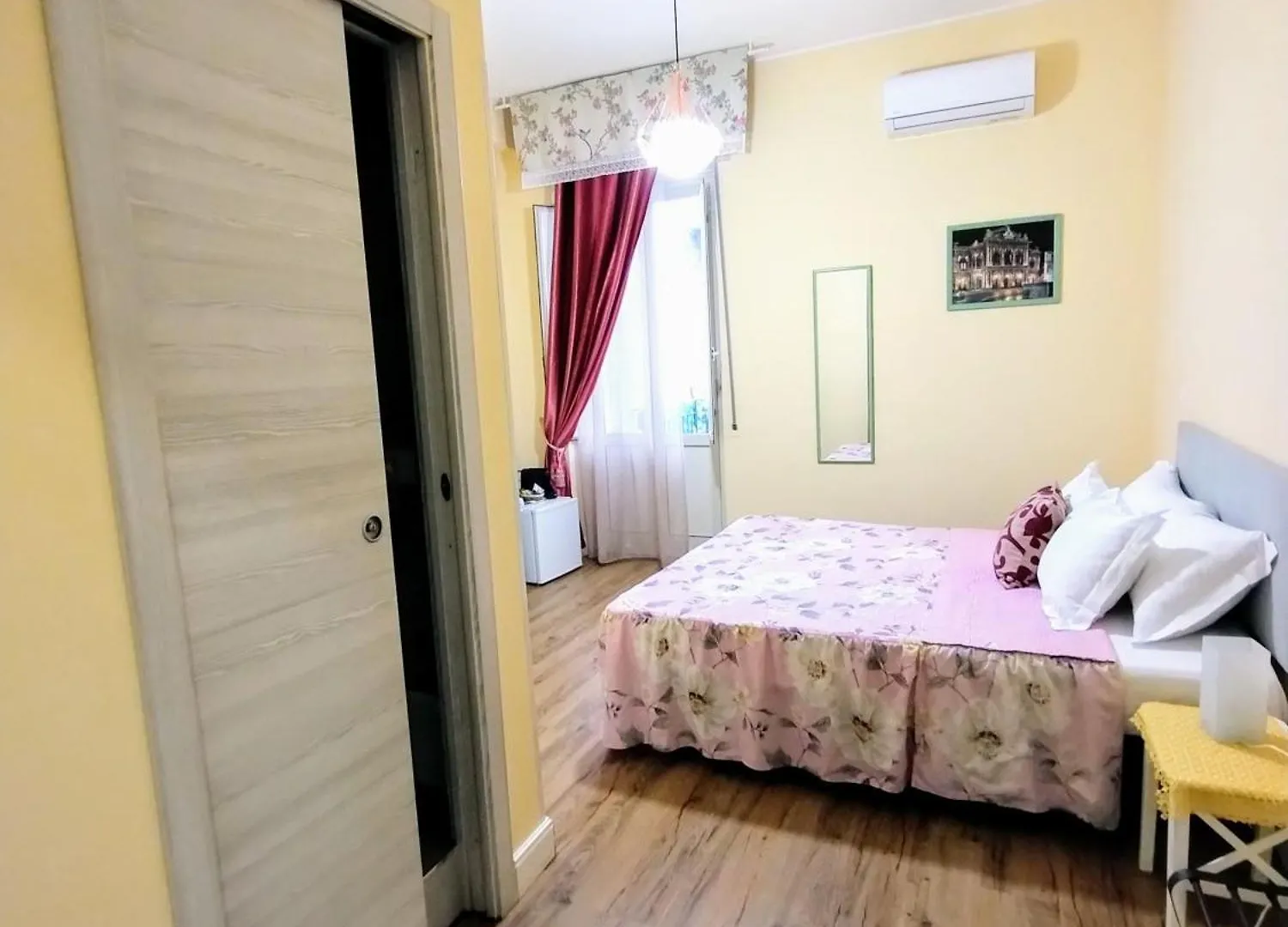 Al Quadrato D'Oro Rooms Κατάνια
